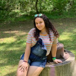 Meet your Posher, Samantha